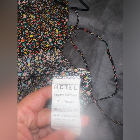 Motel Lotie tie shoulder midi dress. - Picture 7 of 10